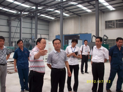 2012.7.12日李國(guó)忠教授到我公司參觀考察、指導(dǎo)工作