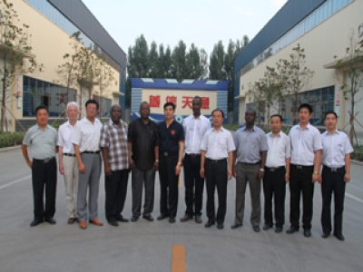 熱烈歡迎非洲諸國大使代表團訪問天意機械！